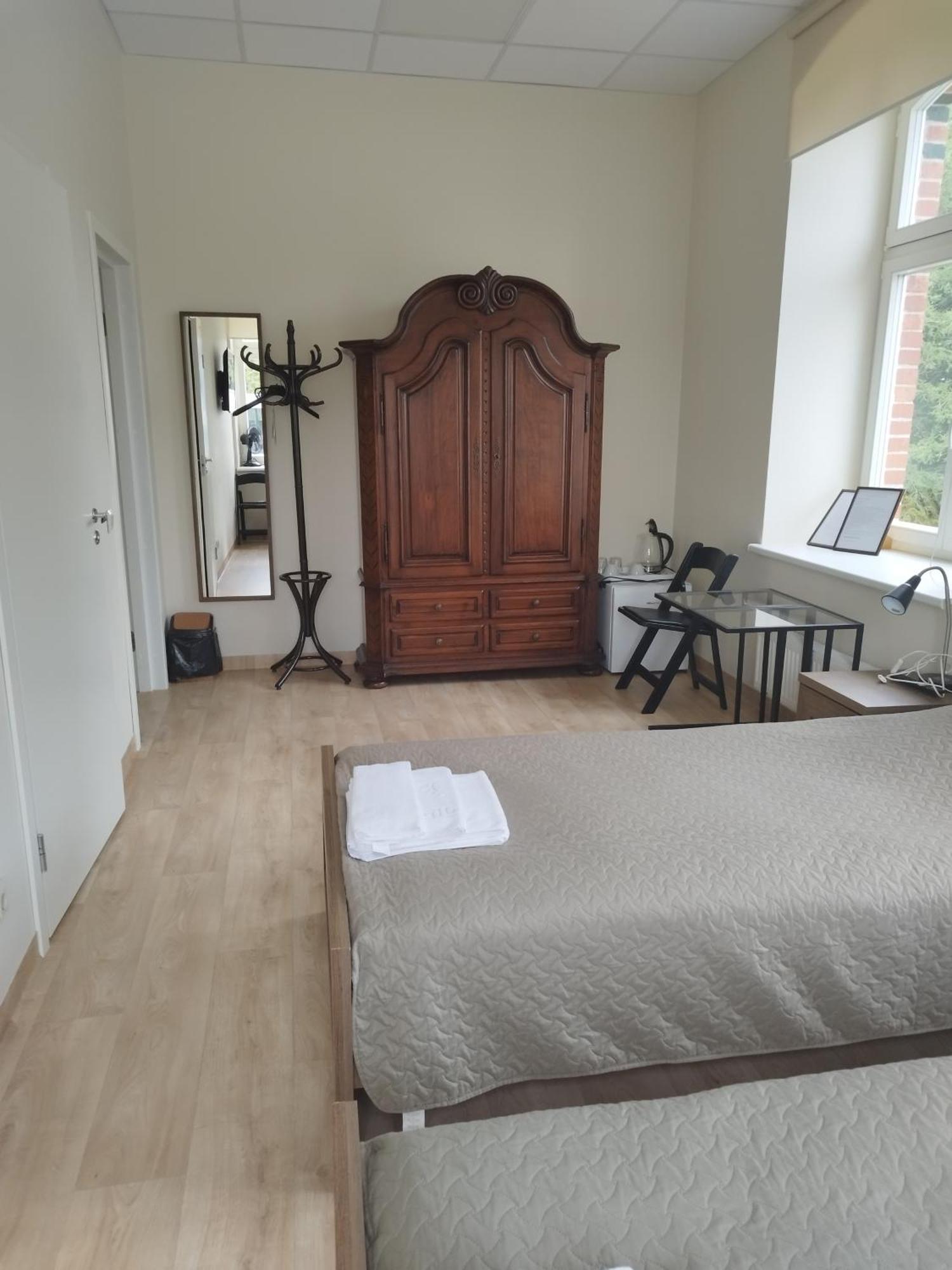 Hotel Eglute Šilutė Esterno foto